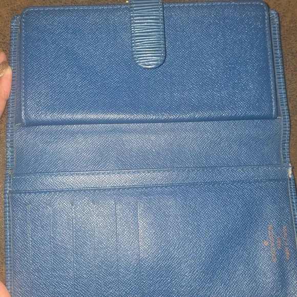 LV EPI Wallet Vintage - Picture 3 of 8